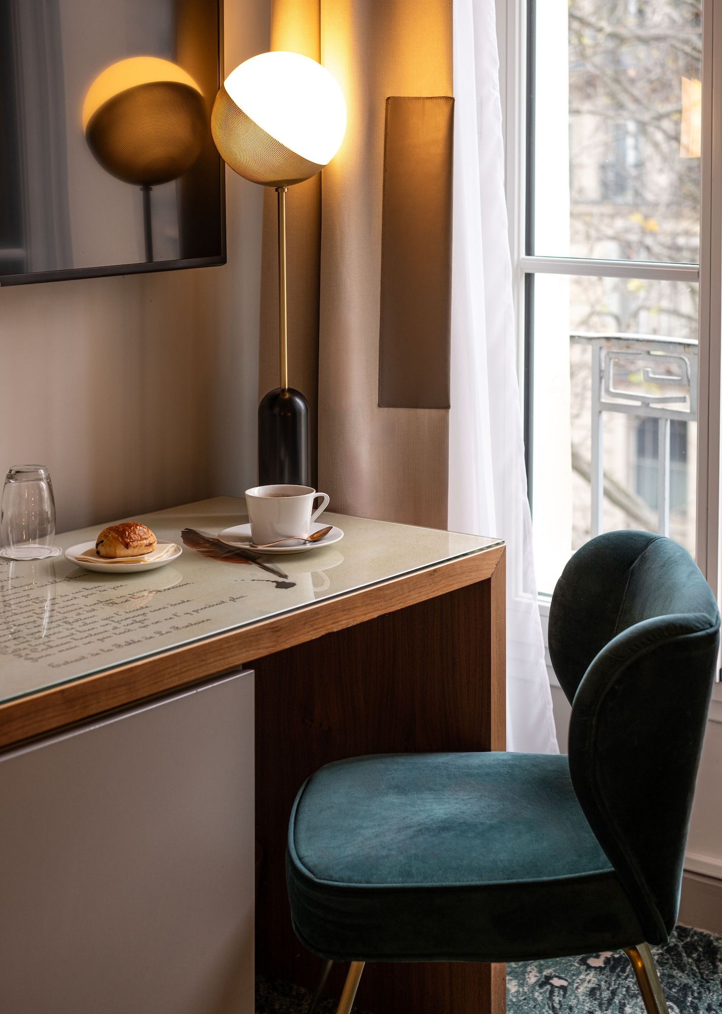 Room amenity