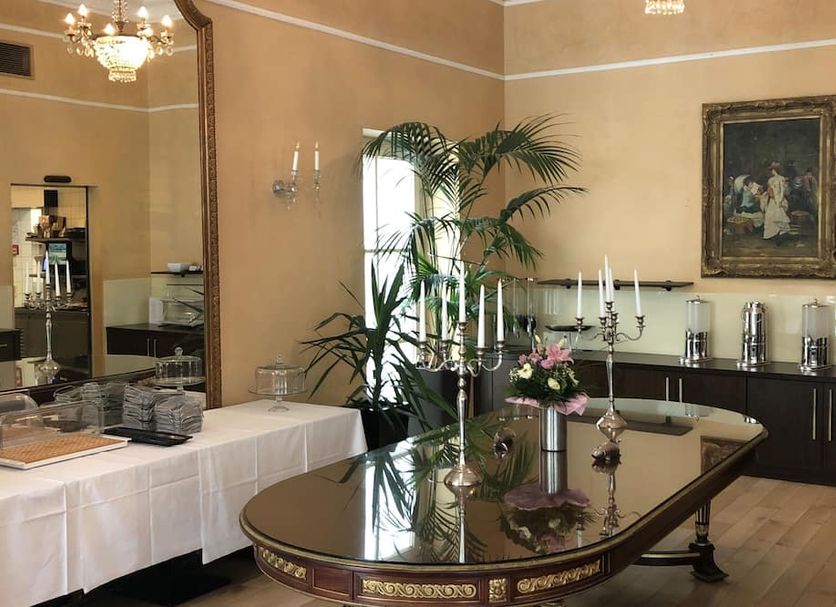 Dining room Photo