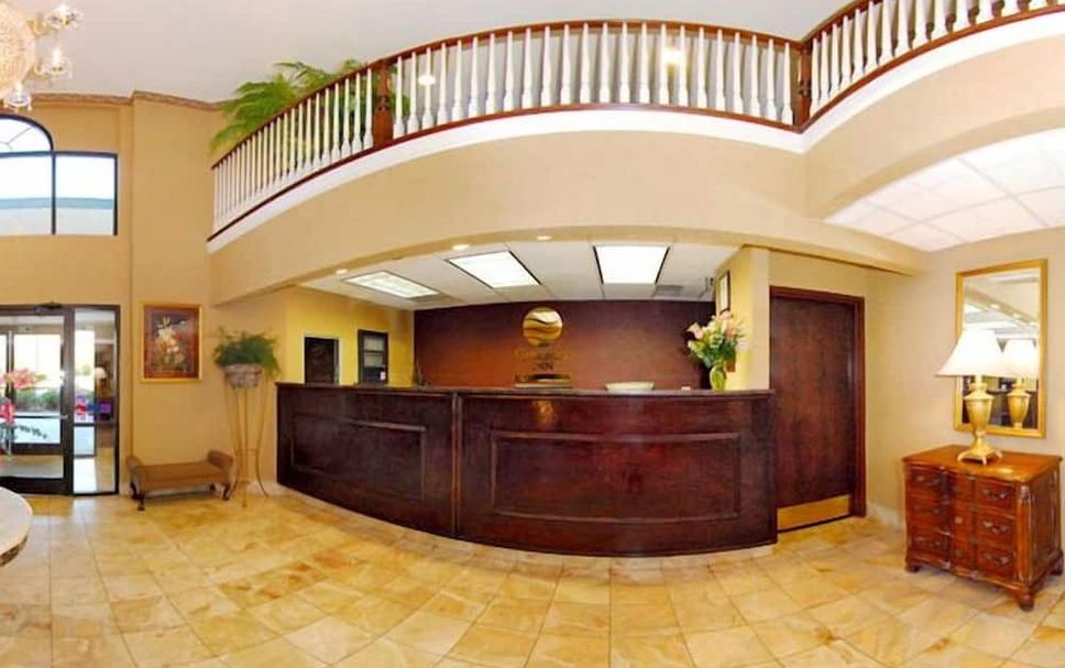 Front desk Photo