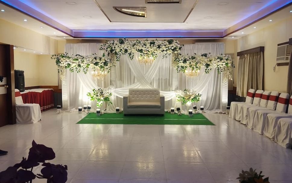 Banquet hall Photo
