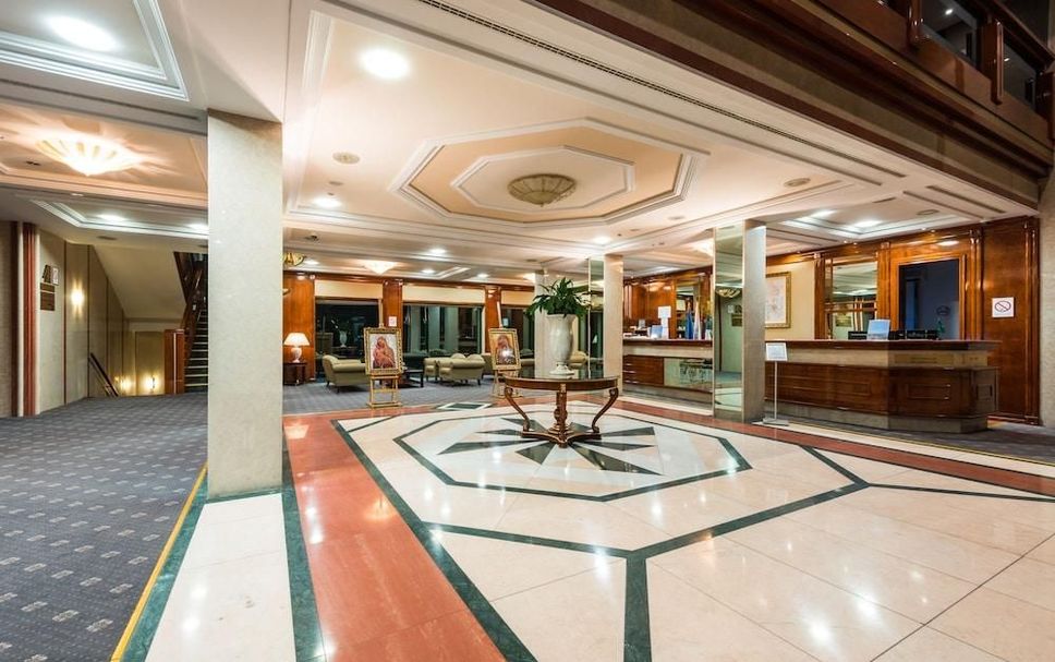 Lobby Photo