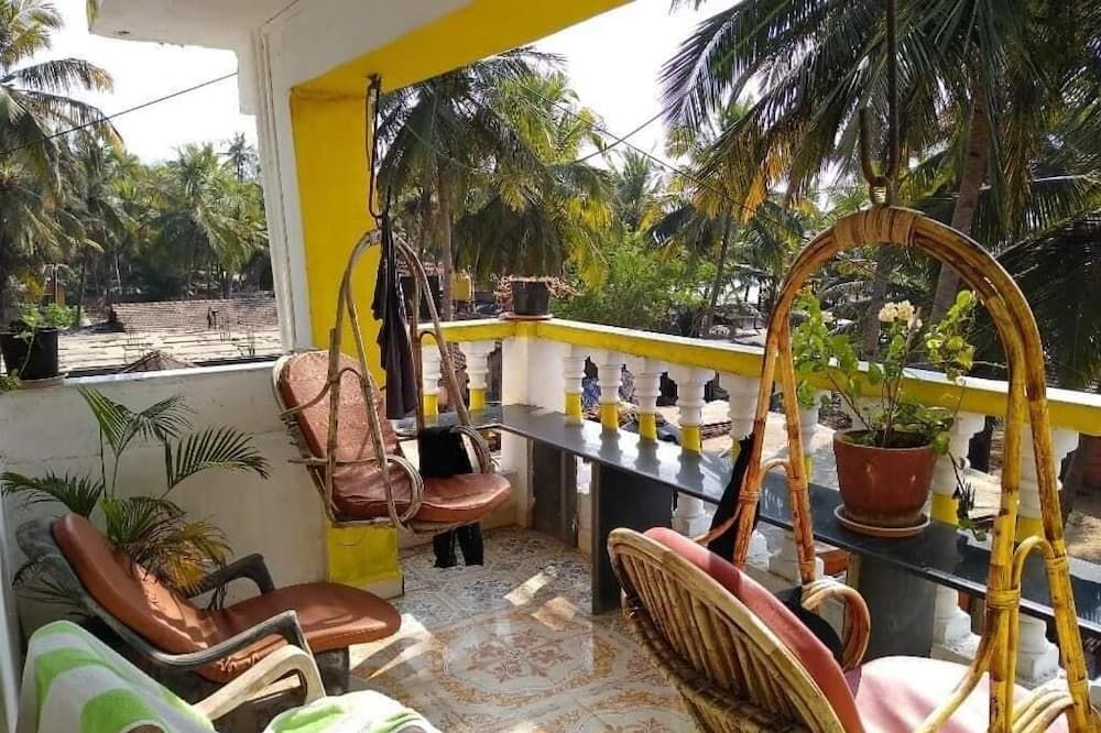 Balcony Photo