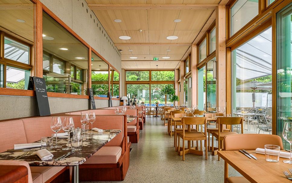 Restaurant Photo