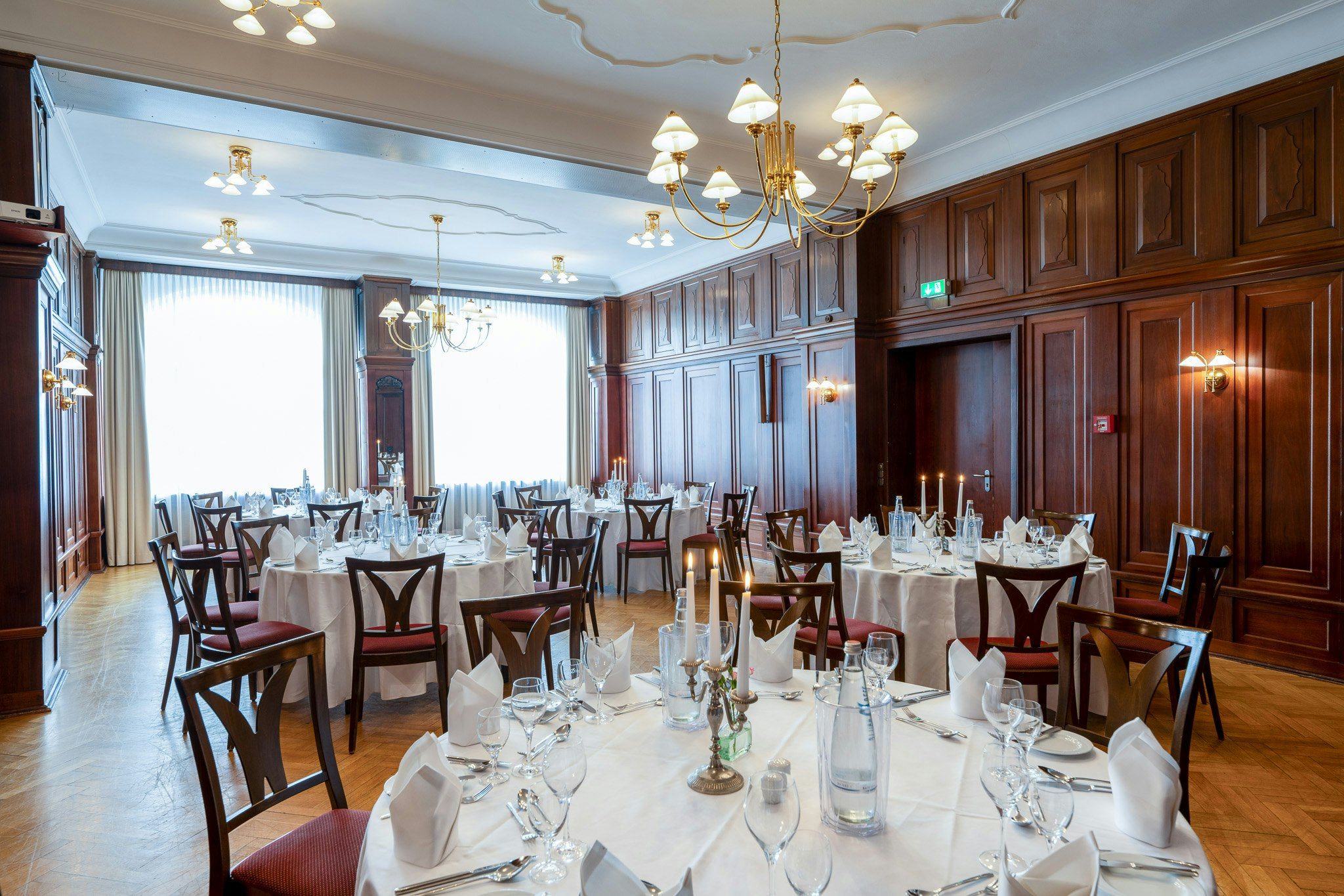 Banquet hall