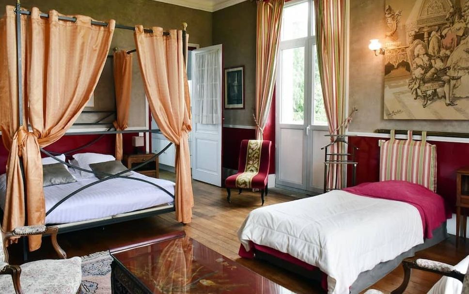 Bedroom Photo
