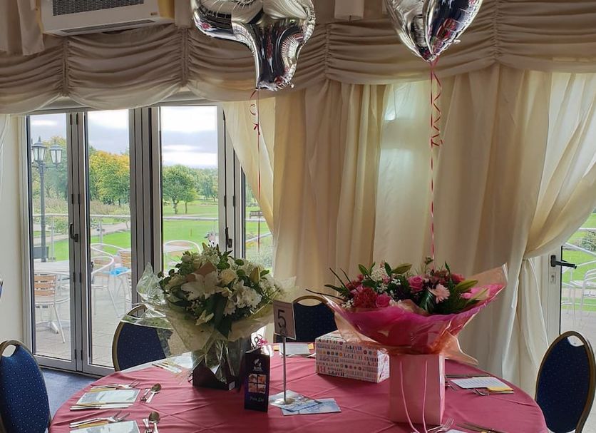 Dining room Photo