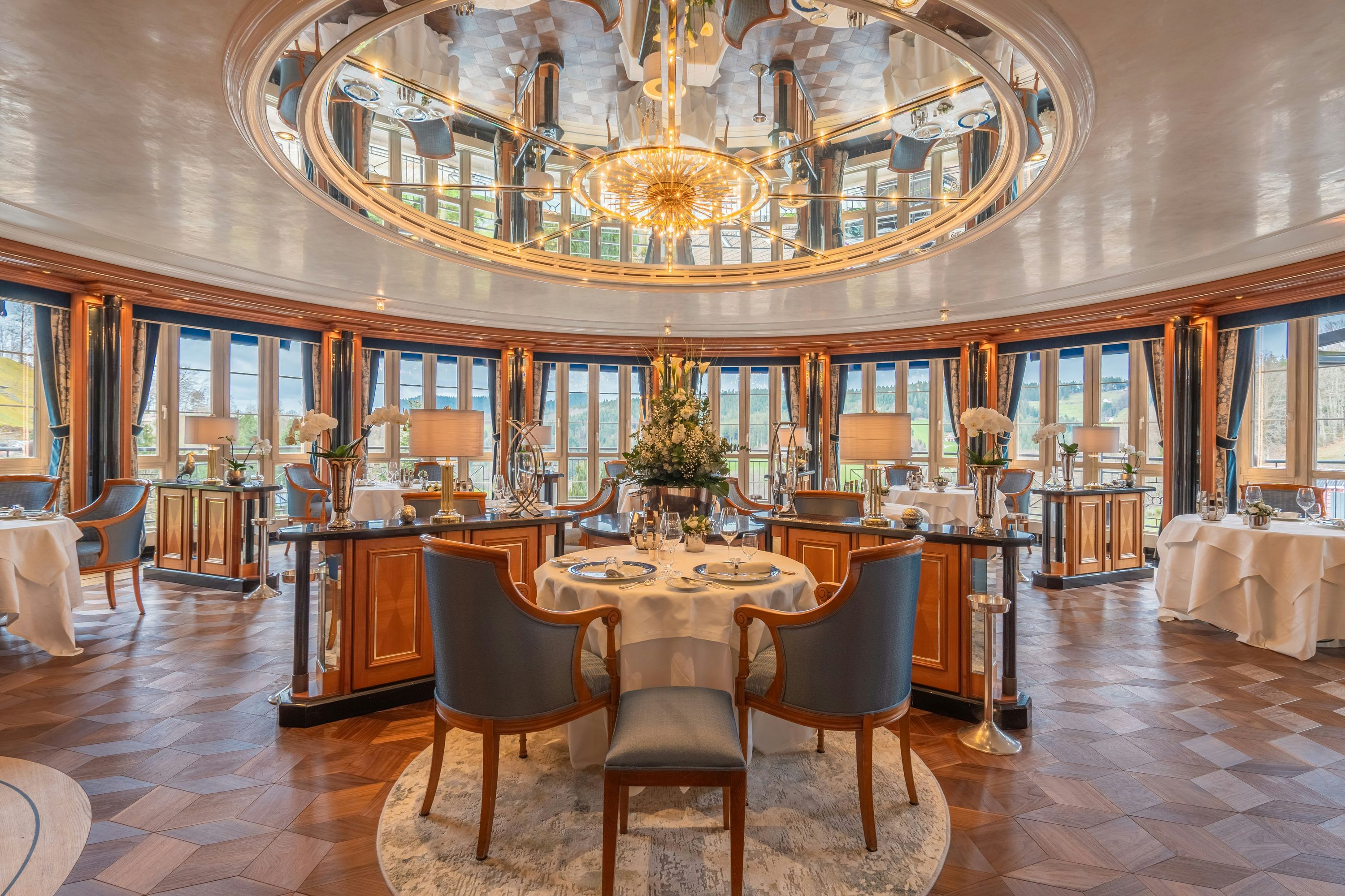 Banquet hall