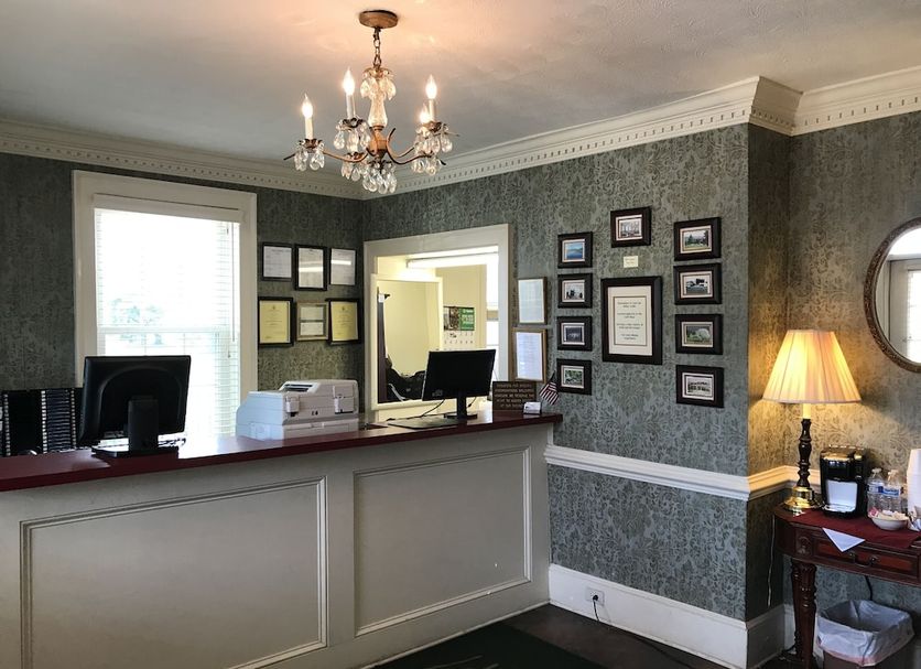 Front desk Photo