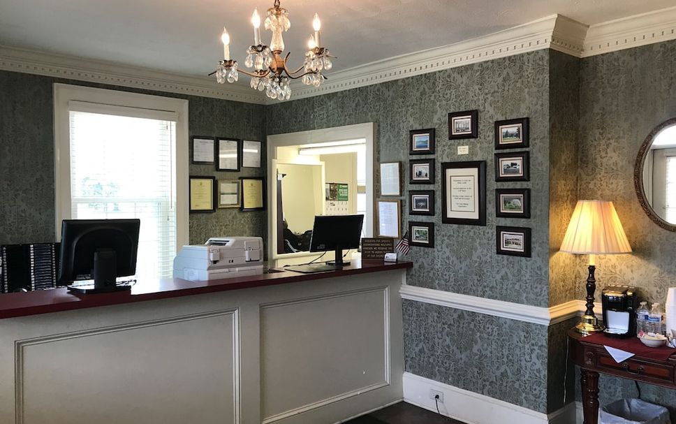 Front desk Photo