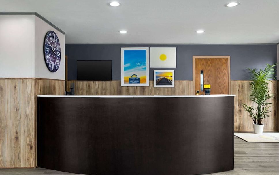 Front desk Photo