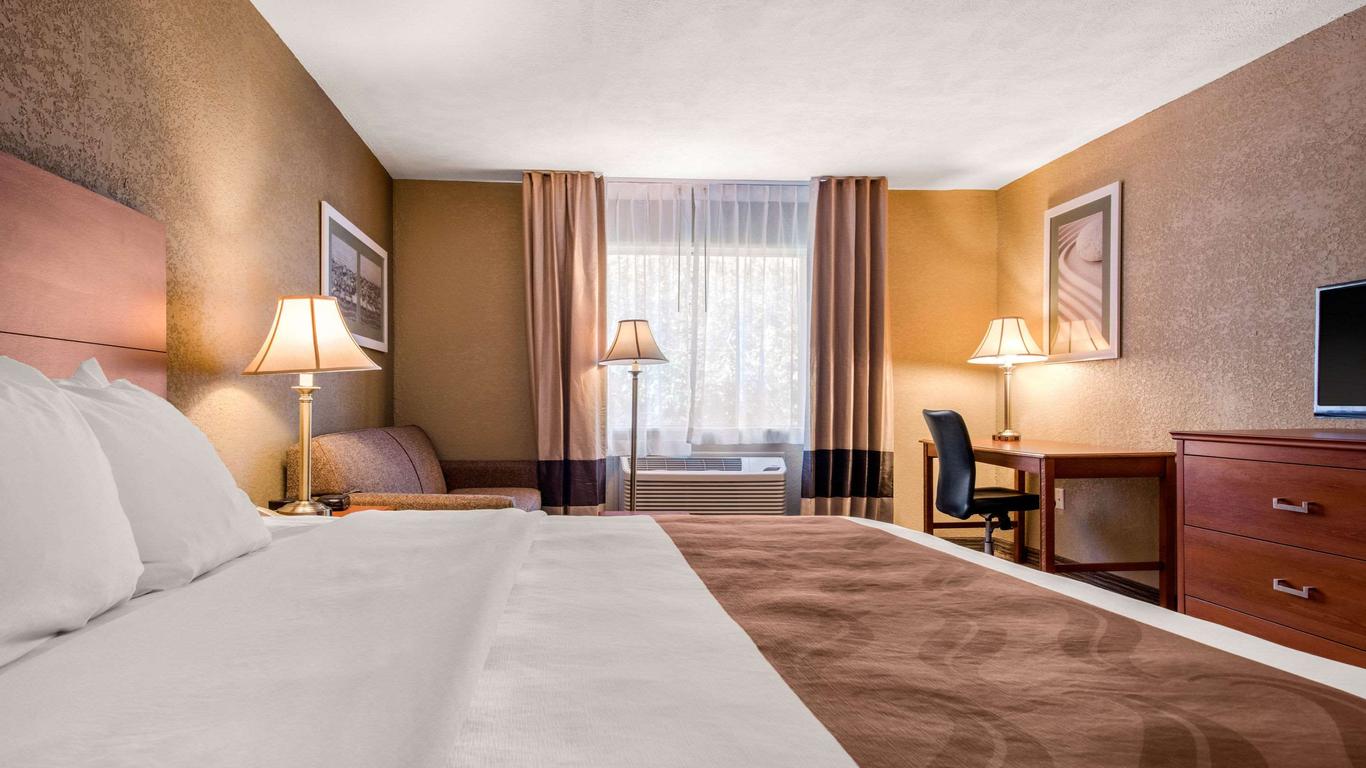 Quality Inn New Castle