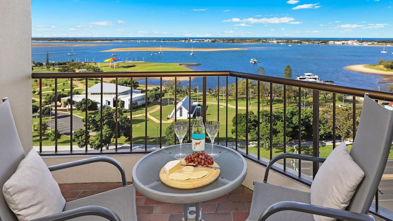 Palmerston Tower Holiday Apartments