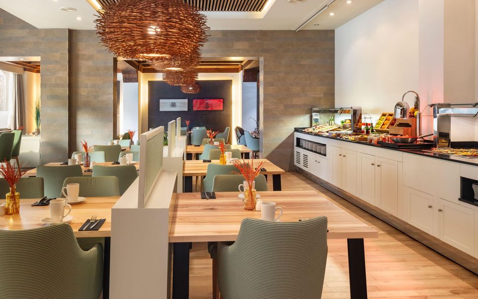 Restaurant Photo