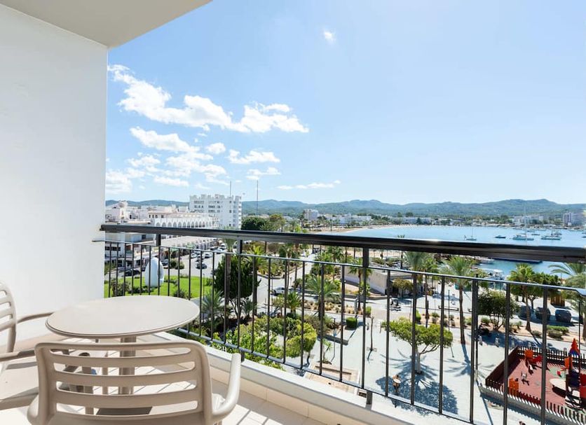 Balcony Photo