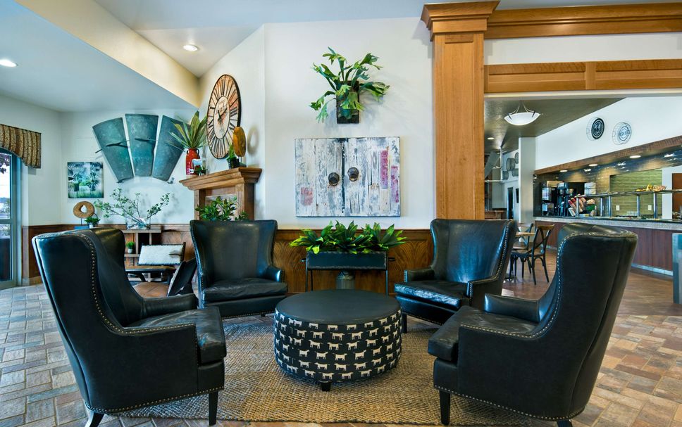 Lounge Photo