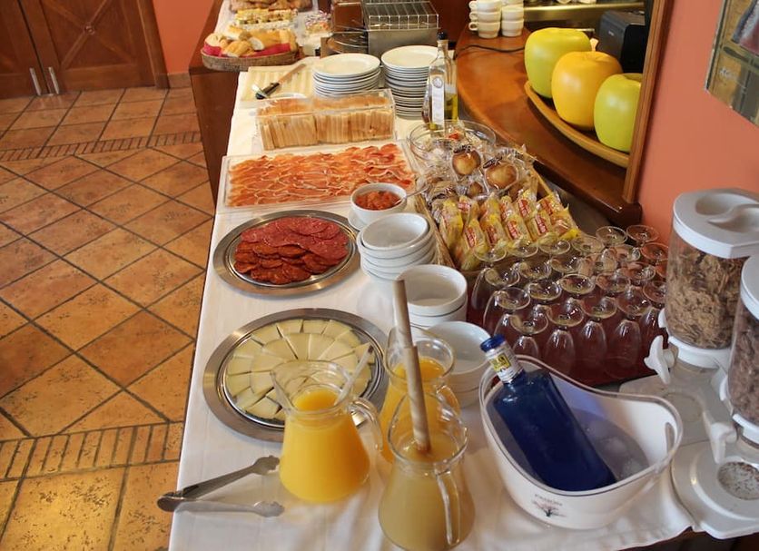 Buffet Photo
