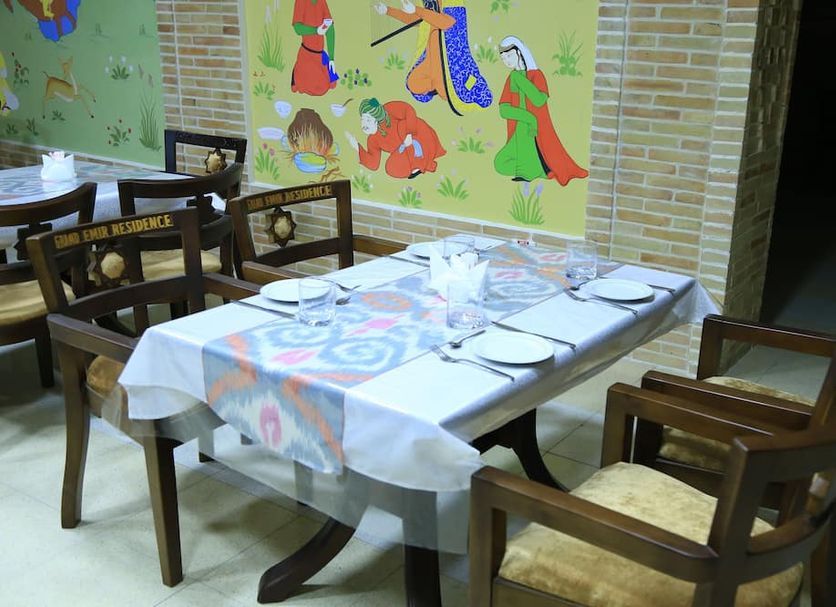 Restaurant Photo
