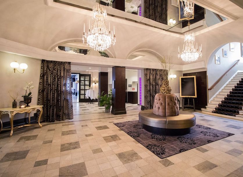 Lobby Photo