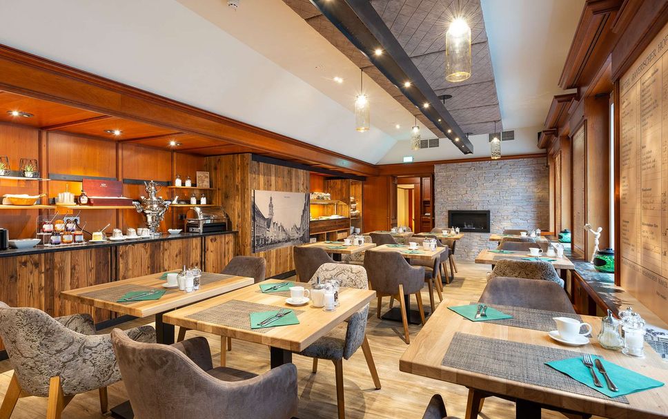Restaurant Photo