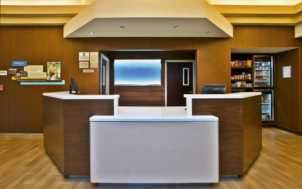 Front desk Photo