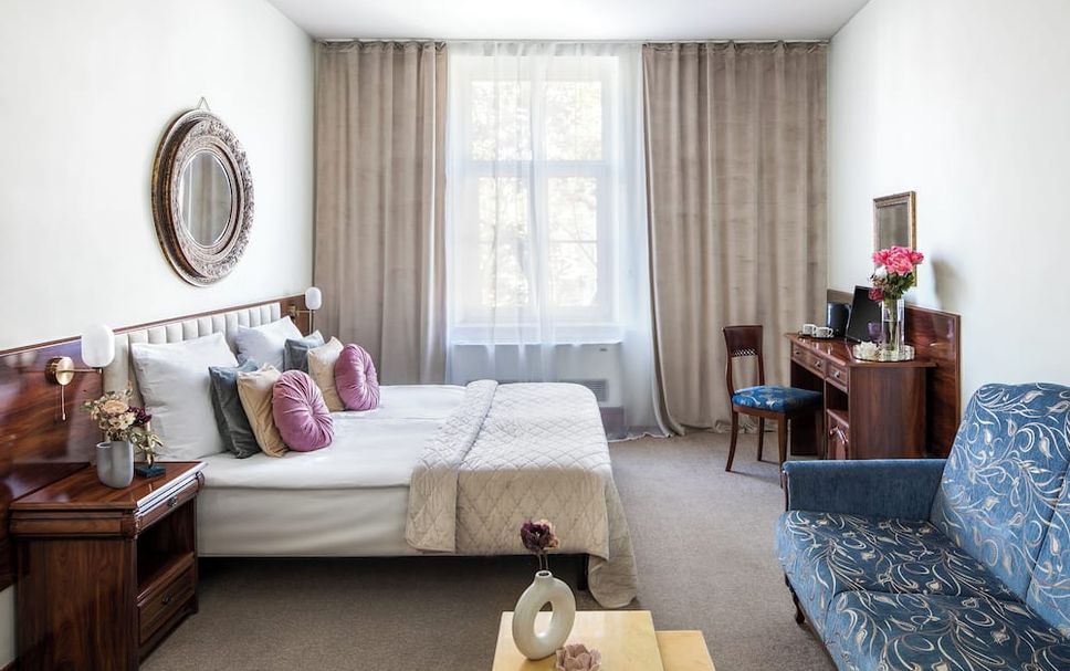 Bedroom Photo