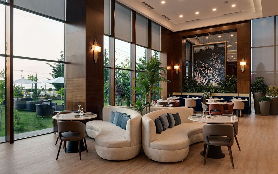 Restaurant Photo