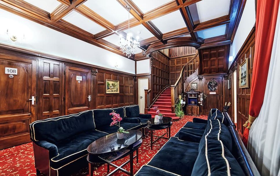 Lounge Photo