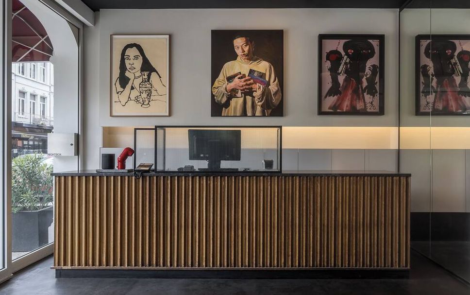 Front desk Photo