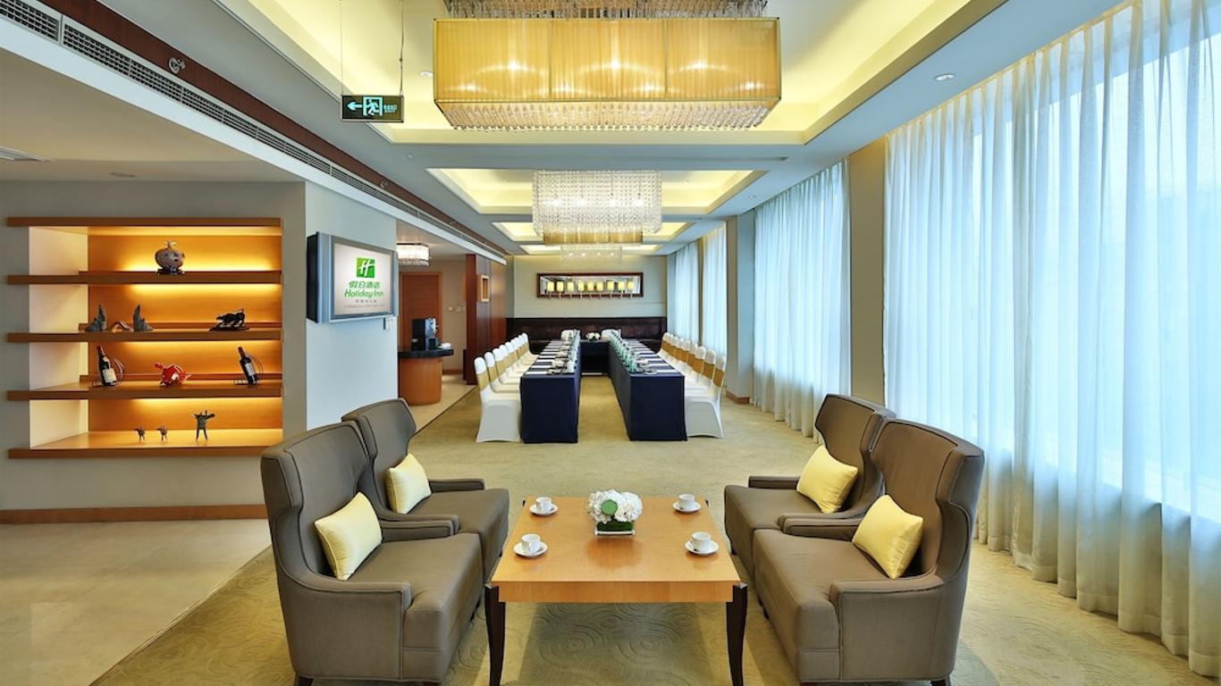 Holiday Inn Chengdu Century City - East Tower, An IHG Hotel