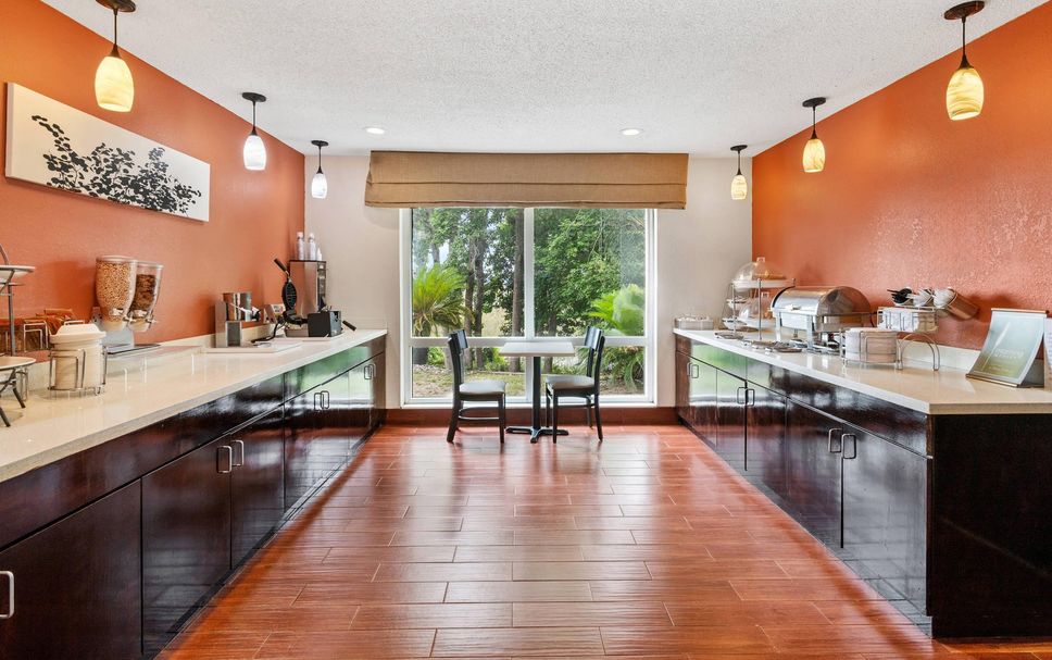 Dining room Photo