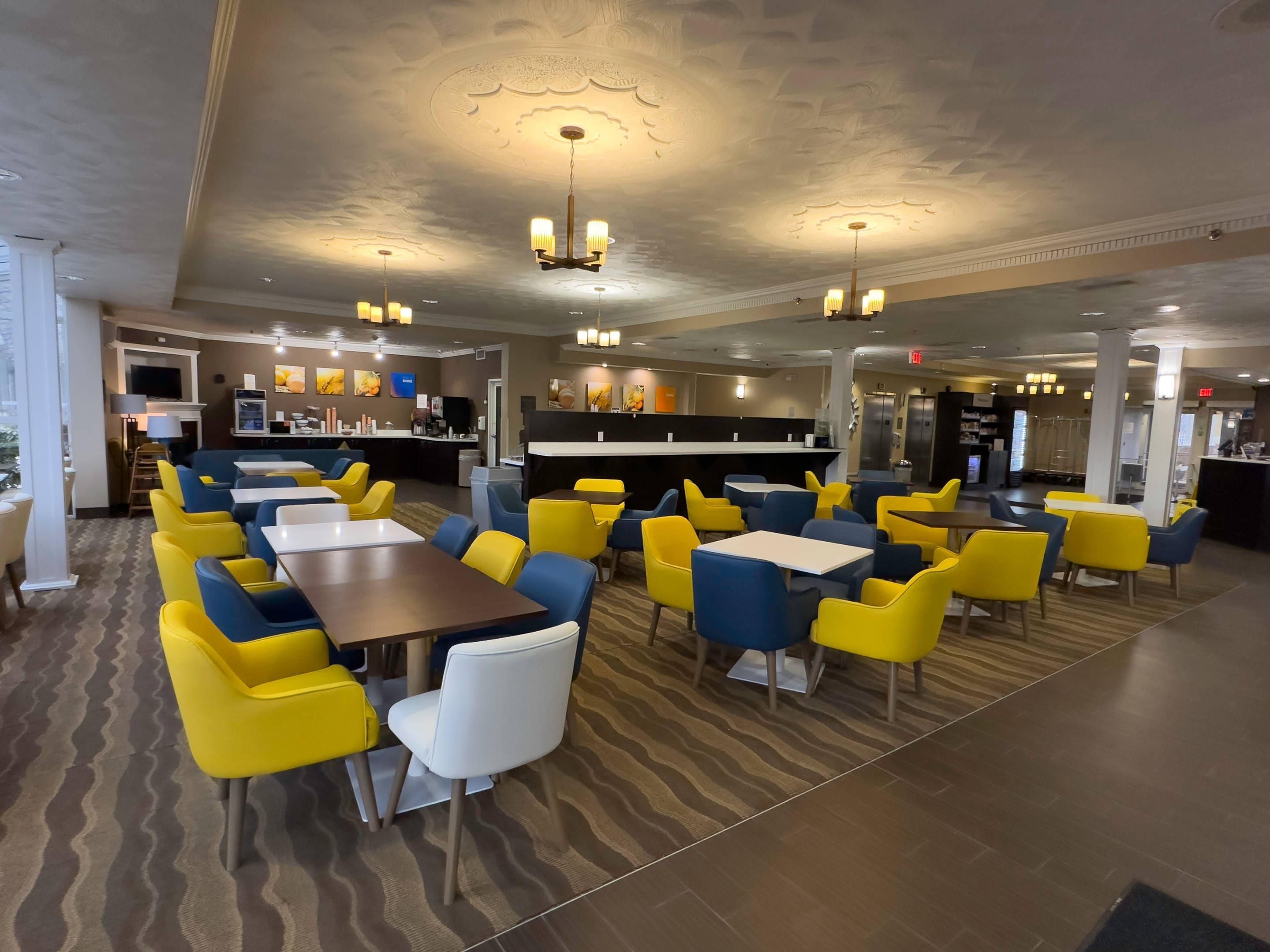 Dining room Photo