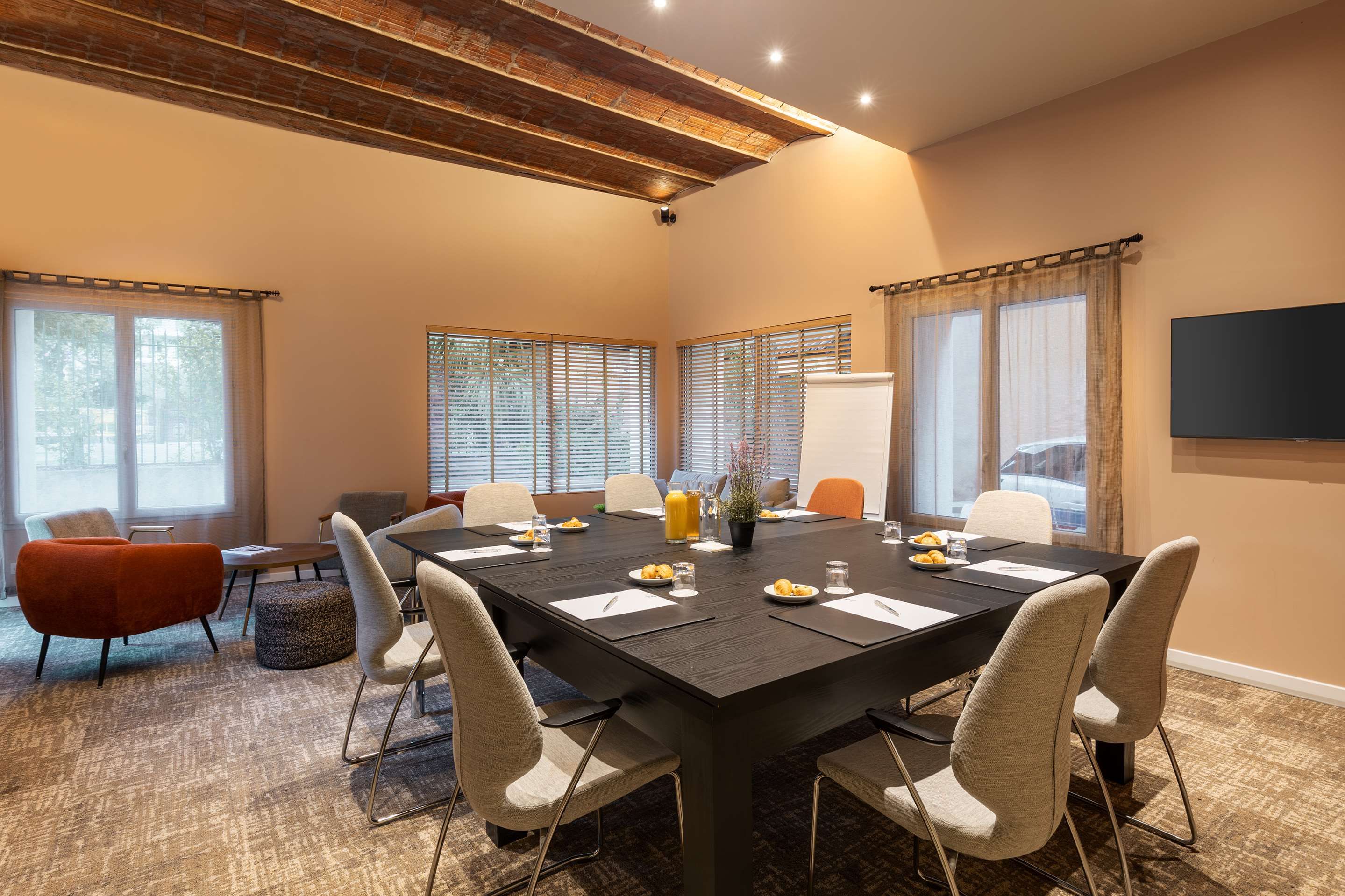 Dining room Photo