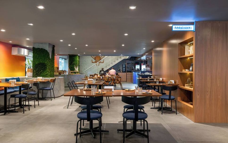 Restaurant Photo