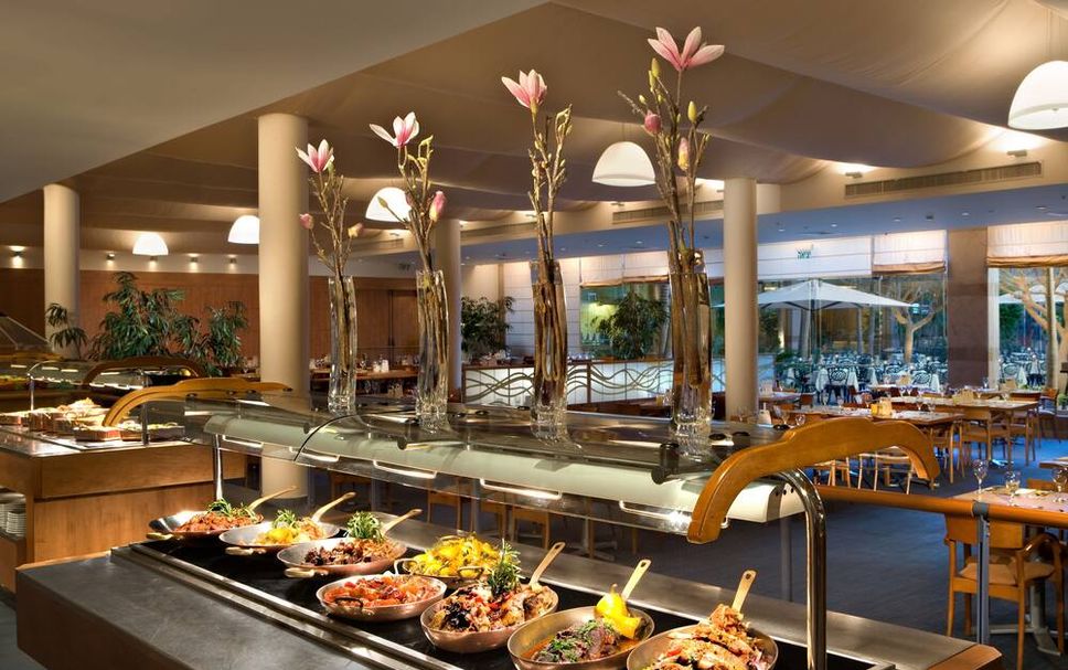 Buffet Photo