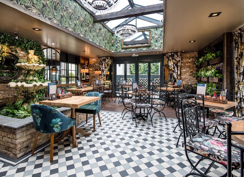 Restaurant Photo