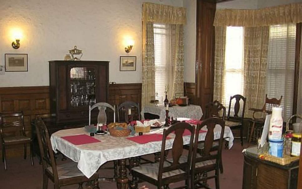 Dining room Photo