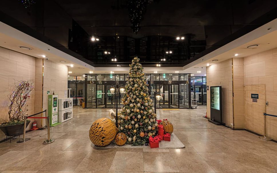 Lobby Photo