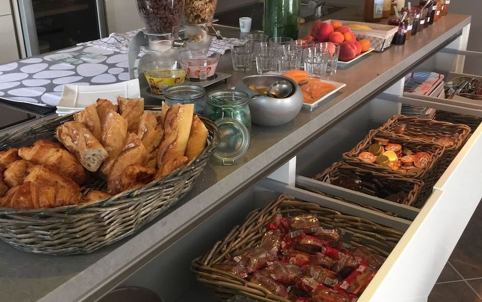 Buffet Photo