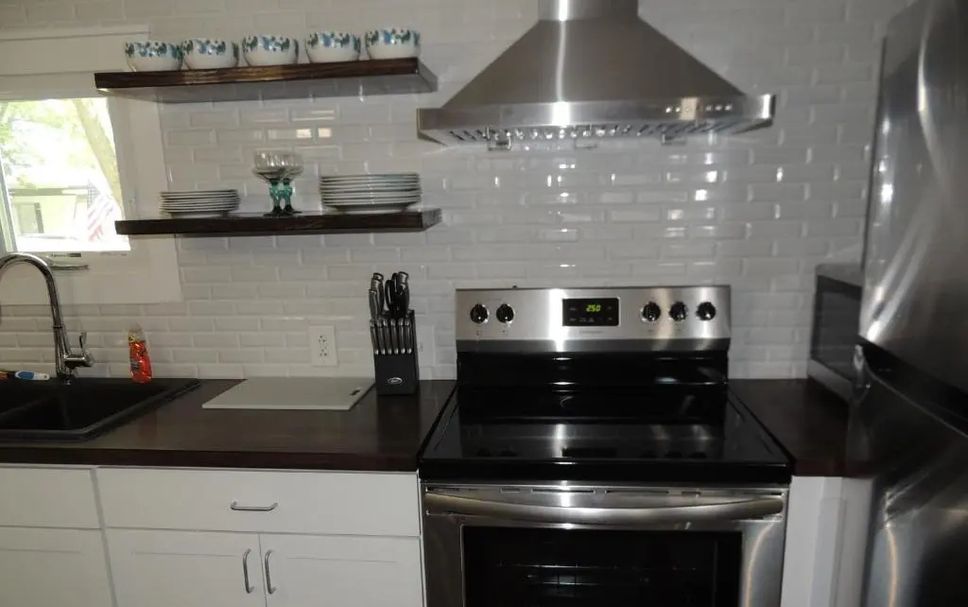Kitchen Photo