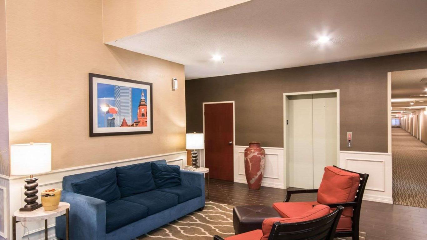 Comfort Inn Red Oak