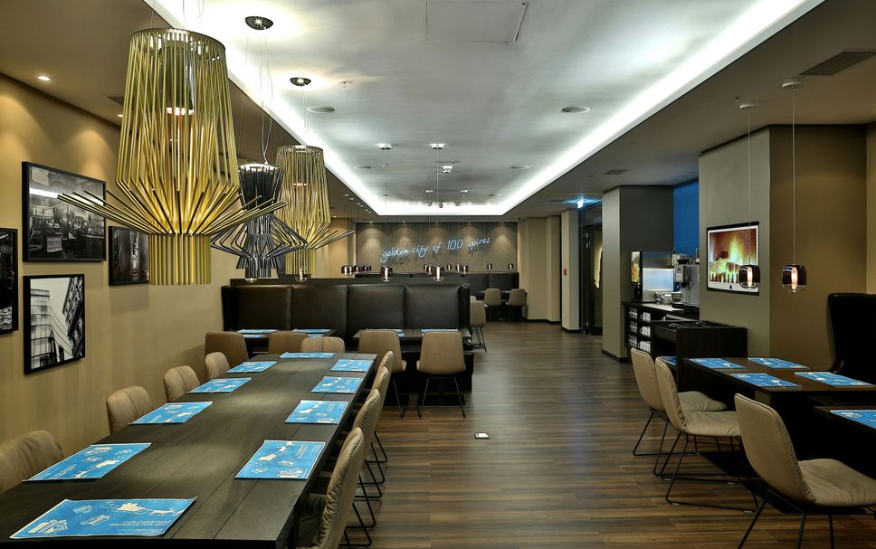 Restaurant Photo