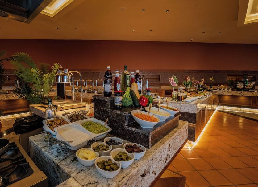 Buffet Photo