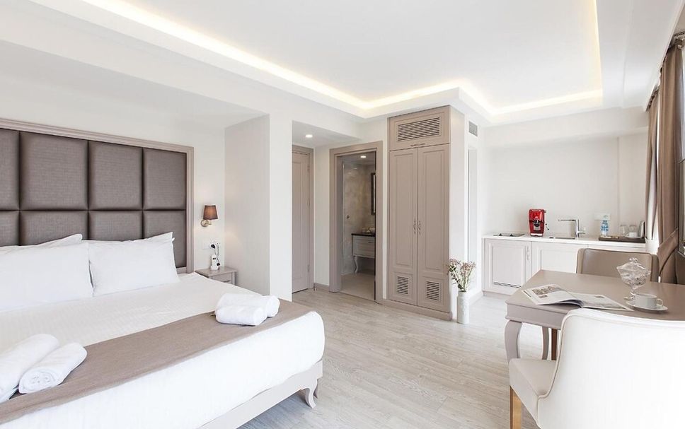 Bedroom Photo
