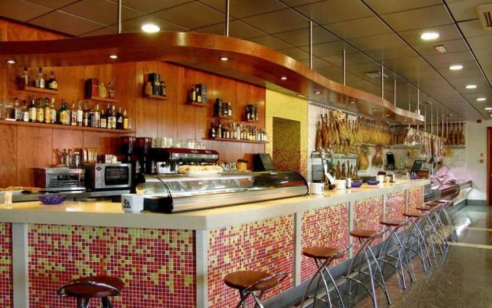 Bar Photo