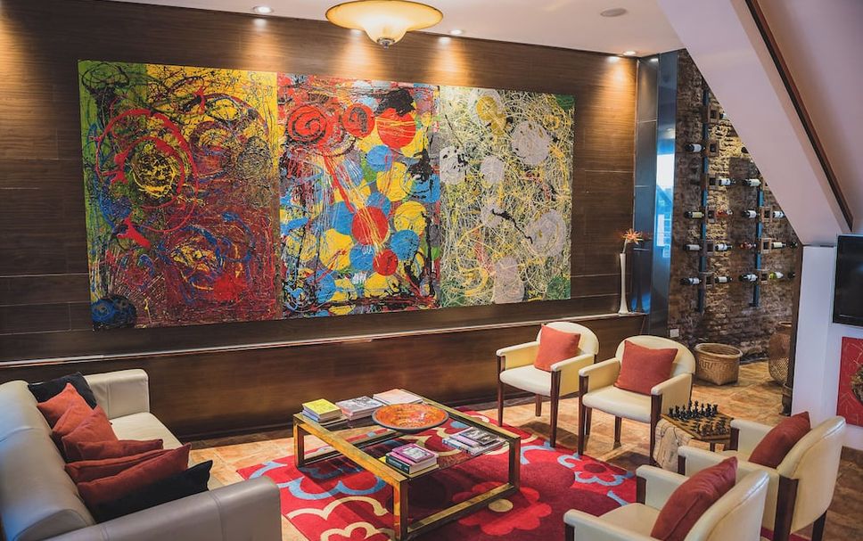 Lounge Photo