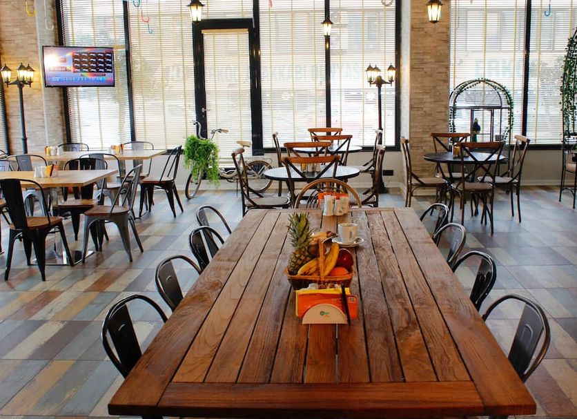 Restaurant Photo
