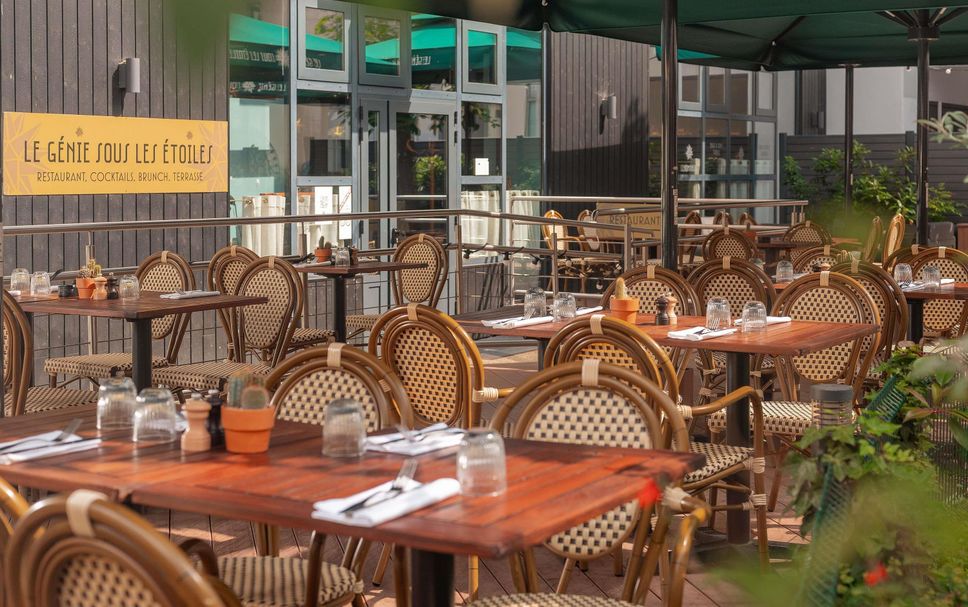 Restaurant Photo