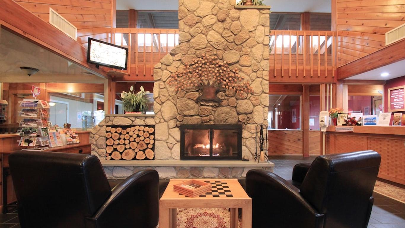 Fireside Inn & Suites Gilford
