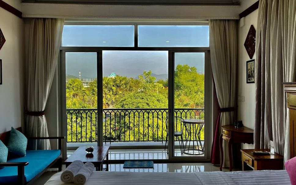Balcony Photo