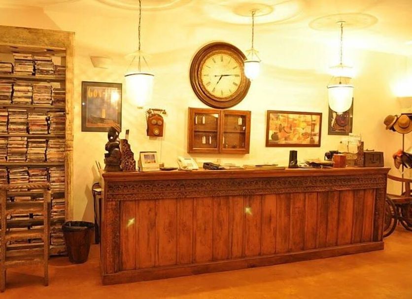 Front desk Photo